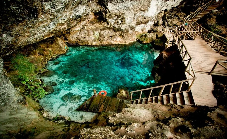 What Is the Blue Hole Punta Cana?