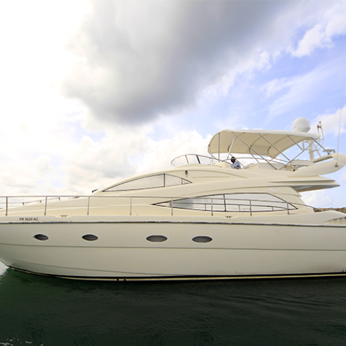 Book Infinity 56 luxury yacht Isla Saona | Private Charter