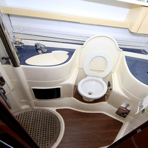 12 Infinity Fairline 50 ft