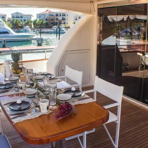 3 Endurance-Azimut 78ft