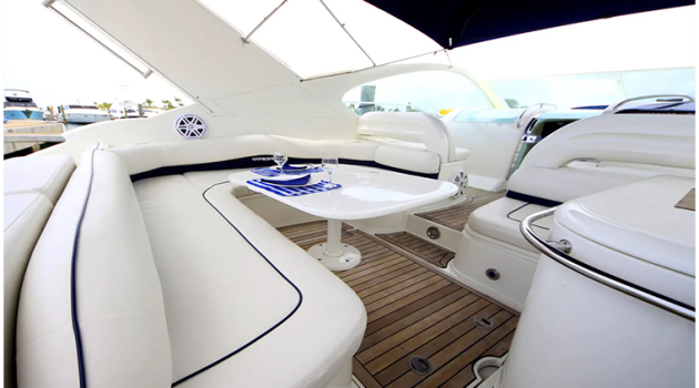 6 Infinity Fairline 50 ft